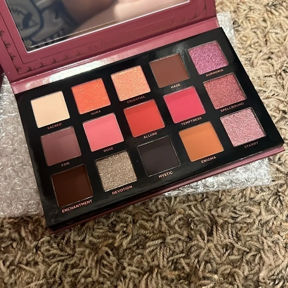 NIB Ace Beaute Mystic Romance Eyeshadow Palette 15 colors